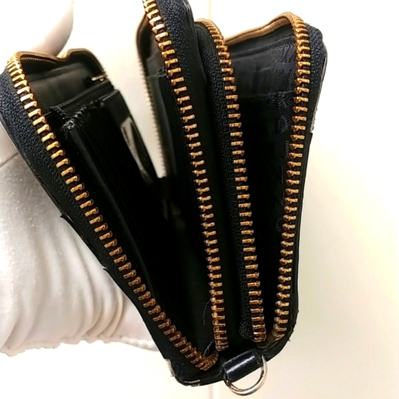 Kate Spade Zipper Wallet - Picture 6 of 12